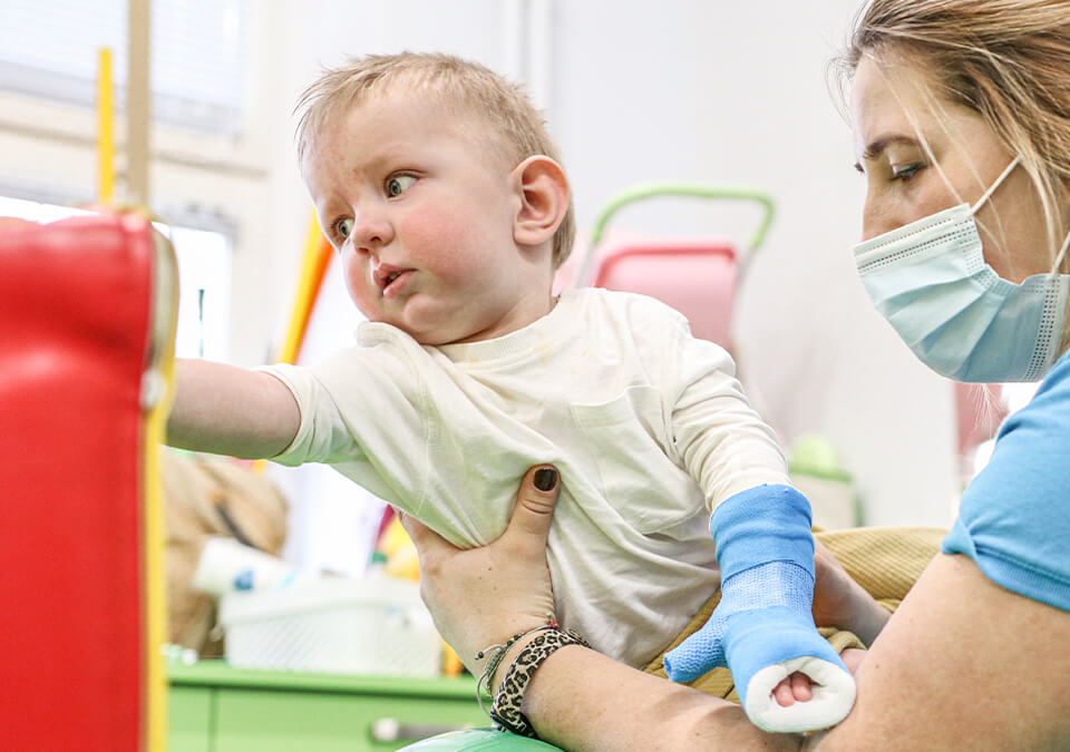 Terapia wymuszona koniecznością CIMT